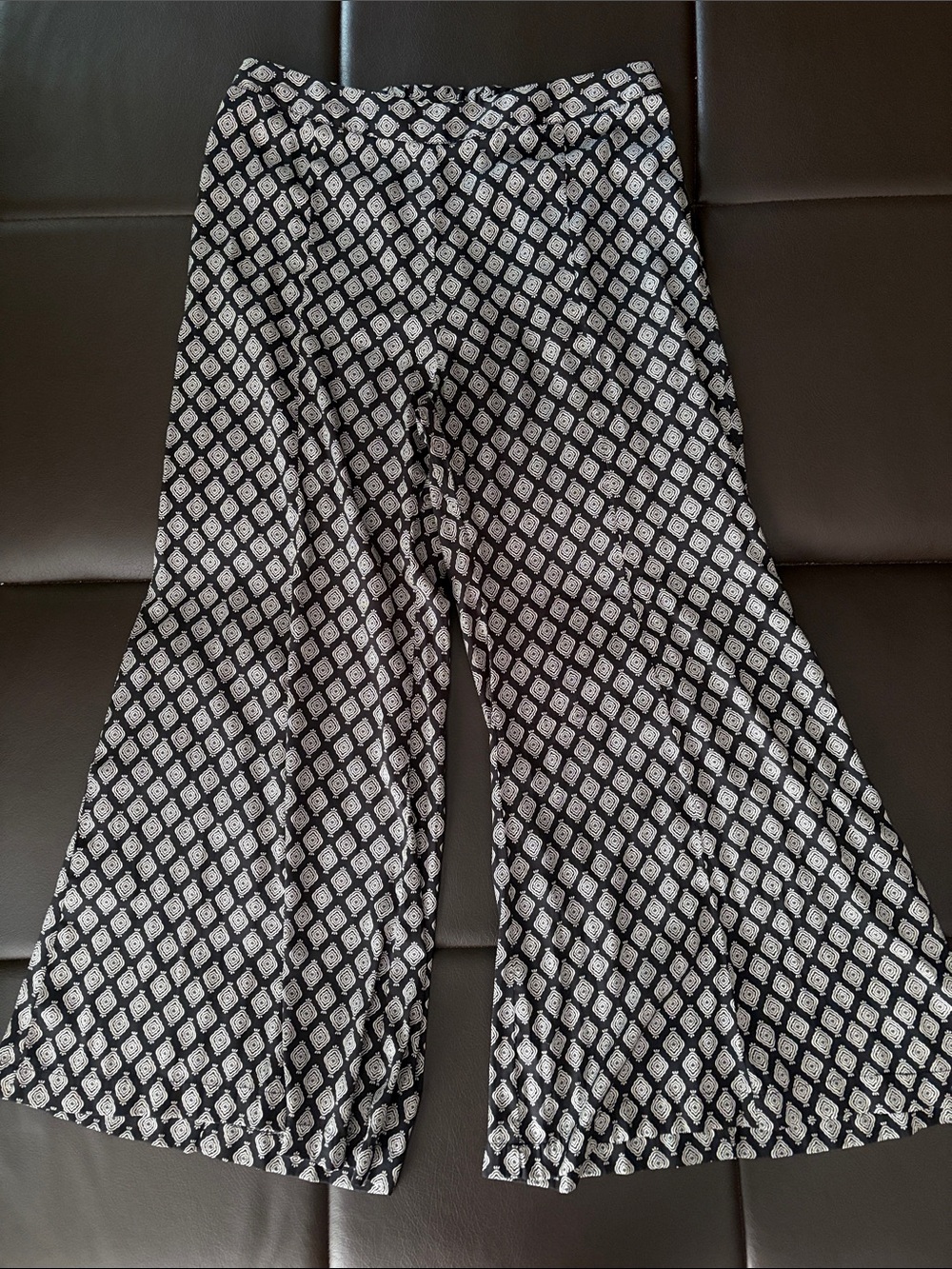 Anthropologie Black and White Geometric Cropped Wide-Leg Pants
